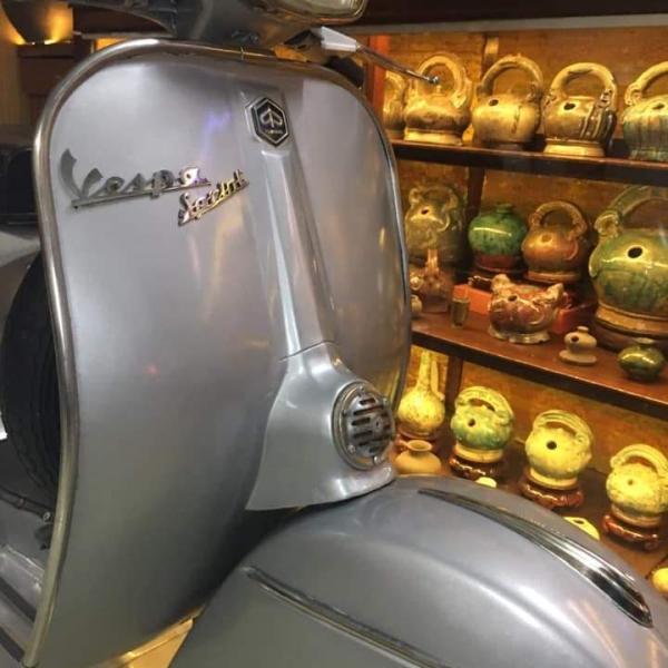 Chai xịt sơn Samurai H111 màu bạc ít ánh kim 400ml