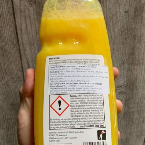 Nước rửa xe và tạo độ bóng sơn xe Sonax Wasch & Wax 313341 1L